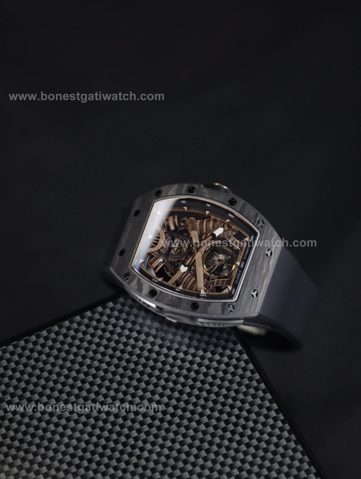 BONEST GATTI Automatic Tonneau Watch Phantom Black Warrior Dial Carbon Fiber Skeleton Self Wind Movement Sapphire Crystal Luminous Watch BG9008