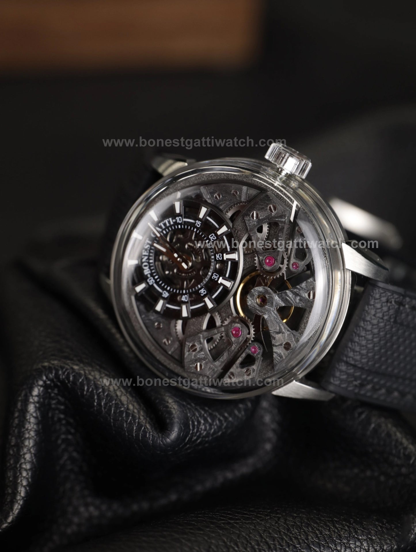 BONEST GATTI  Automatic Movement Round Shaped Carbon Fiber Dial watch 316L Case Dome Sapphire Crystal Fluororubber Strap 3ATM Waterproof Luminous BG4002