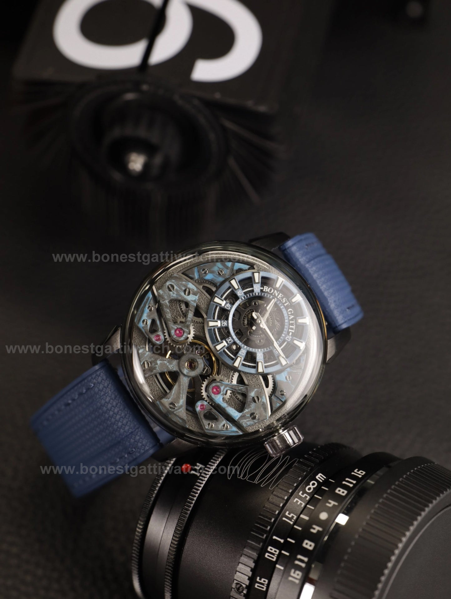 BONEST GATTI  Automatic Movement Round Shaped Carbon Fiber Dial watch 316L Case Dome Sapphire Crystal Fluororubber Strap 3ATM Waterproof Luminous BG4002